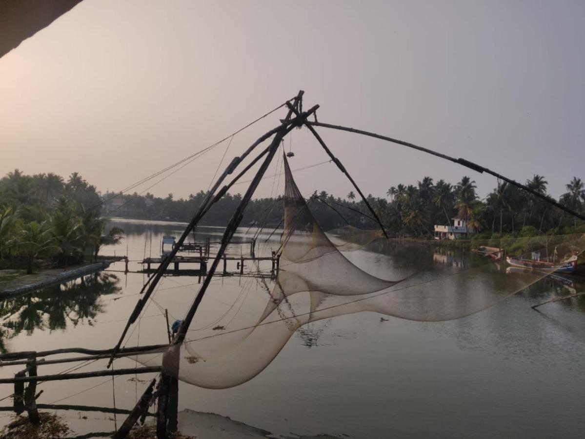 Canalview Private Cottage Azhikkal Ayiram Thengu Panmana Luaran gambar
